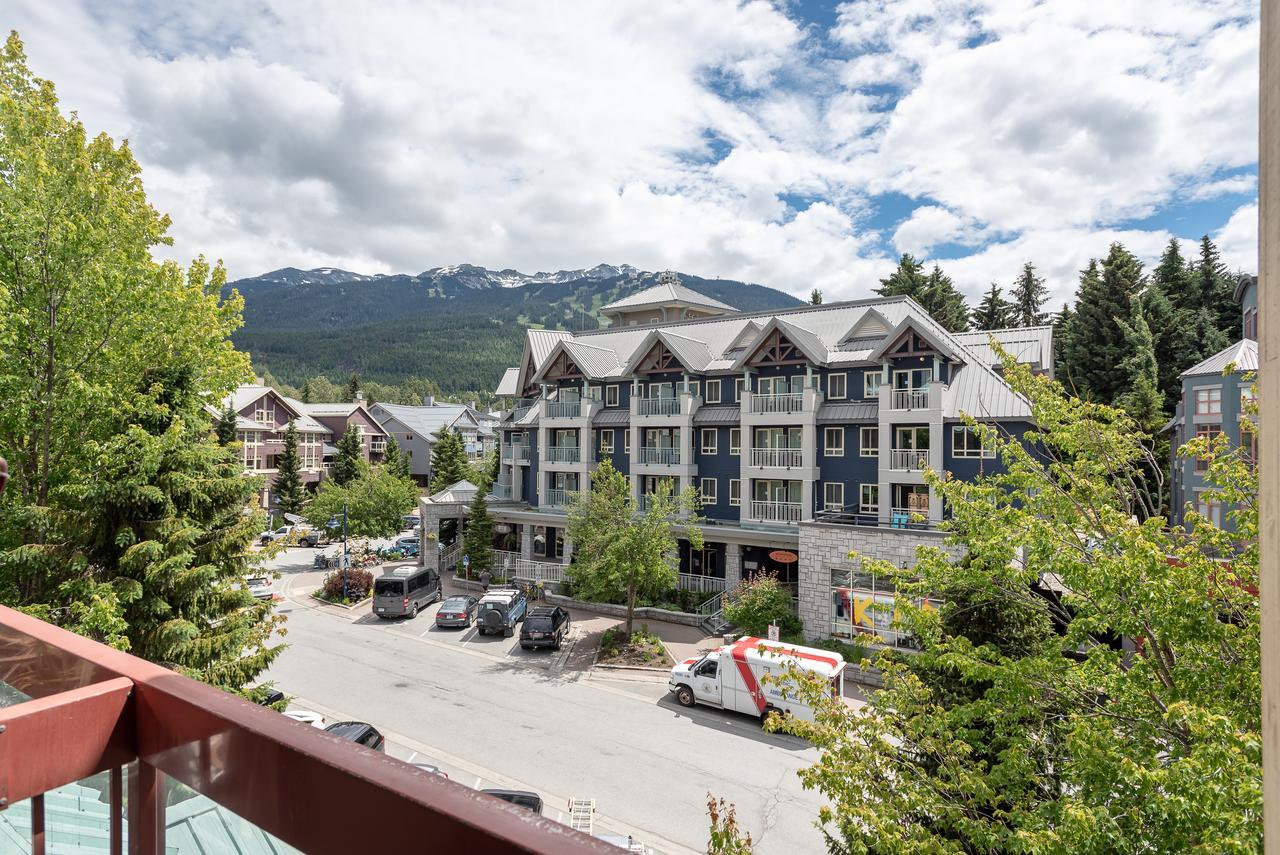 Market Pavilion By Bill Apartment Whistler Bagian luar foto